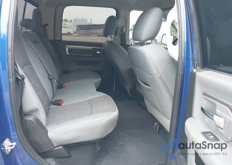 2019 Ram 1500 Classic Big Horn 4X4 6'4 Box z USA, uszkodzony, nr VIN 1C6RR7TTXKS575894